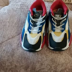 Puma boys tennis shoes